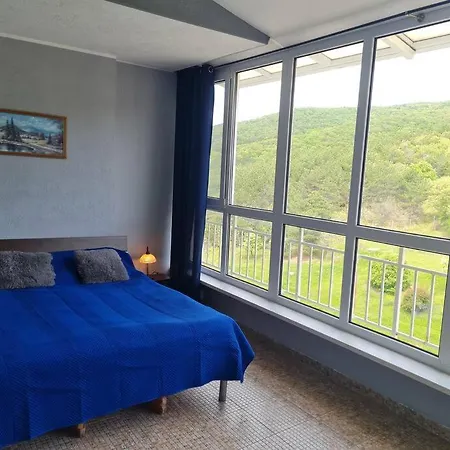 Imperial Club Apartment *