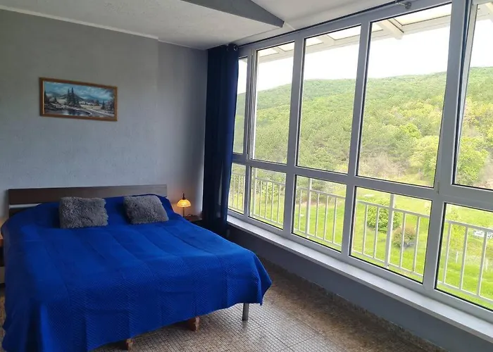 Imperial Club Апартаменти *