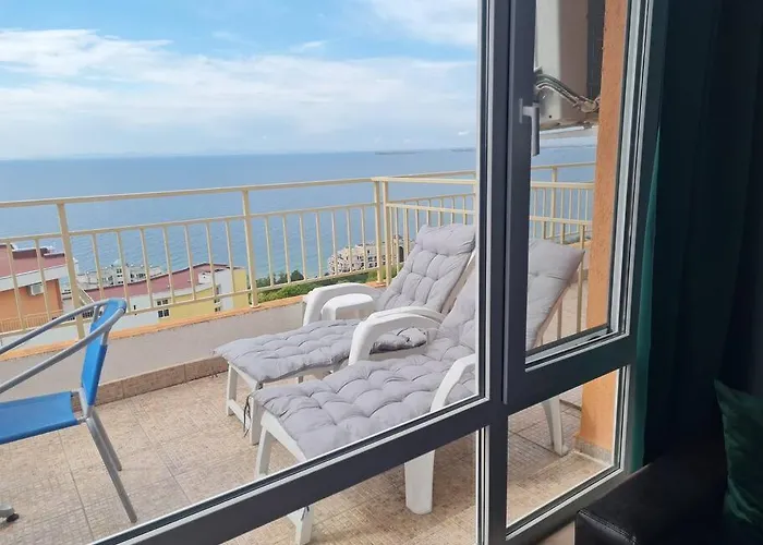 Апартаменти Imperial Club